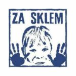 Za sklem